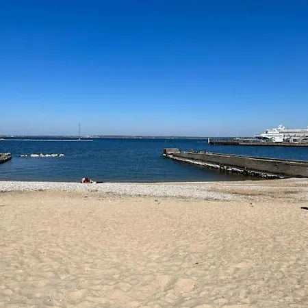 Chic Duplex Near Sea And Old Town In Aria *