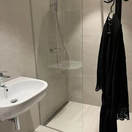 Chic Duplex Near Sea And Old Town In Aria