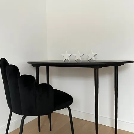 아파트 Chic Duplex Near Sea And Old Town In Aria 탈린