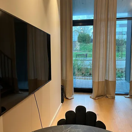 Chic Duplex Near Sea And Old Town In Aria Apartmán