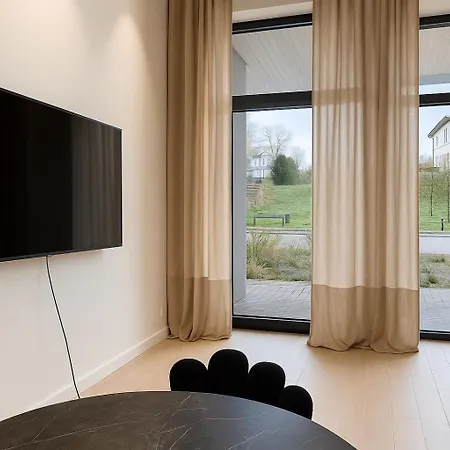 Chic Duplex Near Sea And Old Town In Aria Apartmán