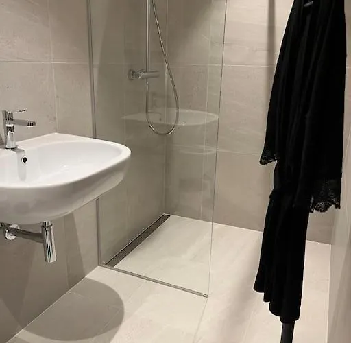 Chic Duplex Near Sea And Old Town In Aria דירה *