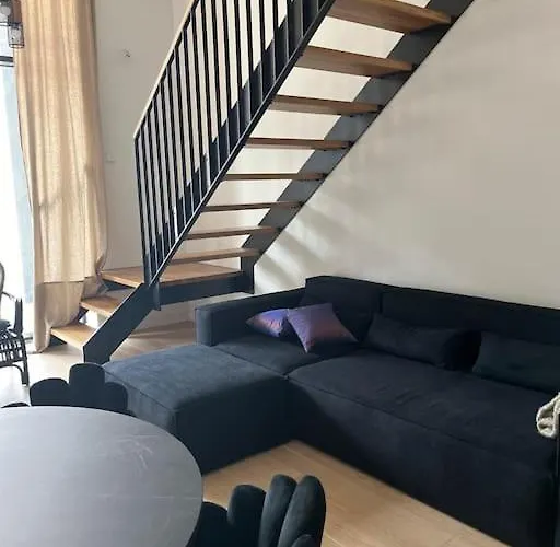 Διαμέρισμα Chic Duplex Near Sea And Old Town In Aria