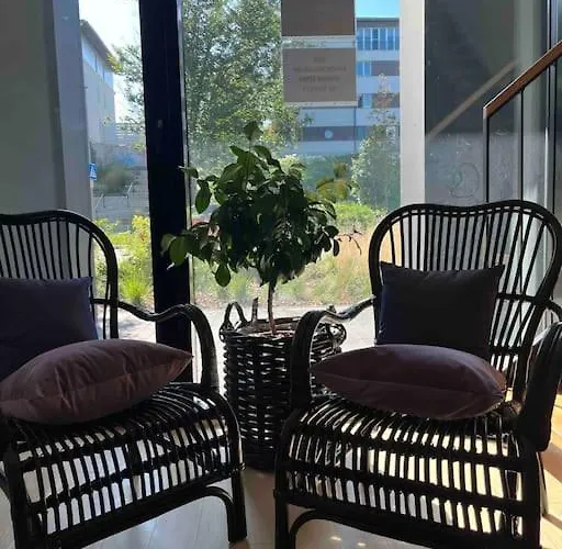 Chic Duplex Near Sea And Old Town In Aria דירה *