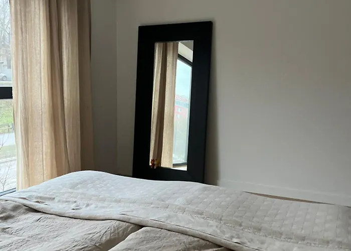 Chic Duplex Near Sea And Old Town In Aria Korter